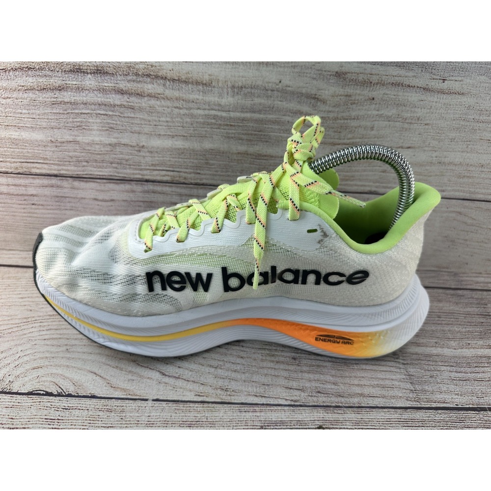 New Balance FuelCell RC Elite v3 White Running Shoes Size Women's 9.5 B *CLEAN* - Picture 4 of 11